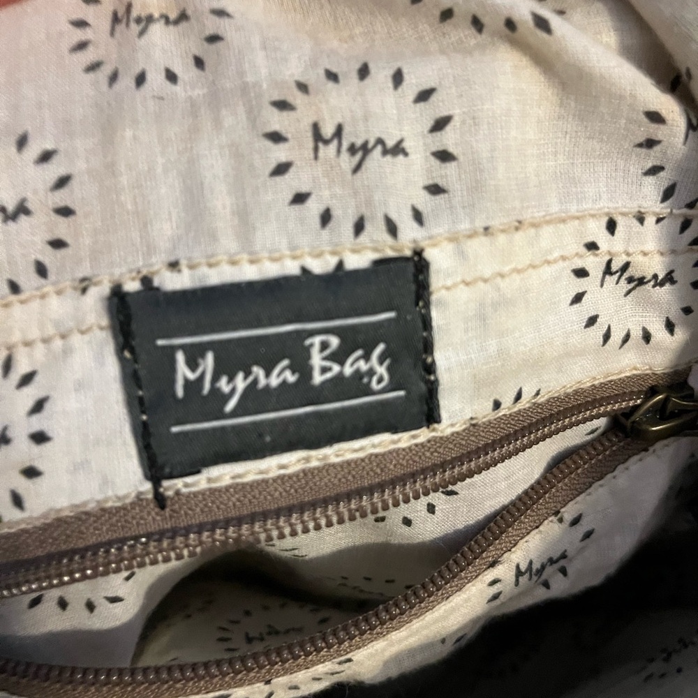 Purse - Picture 4 of 4